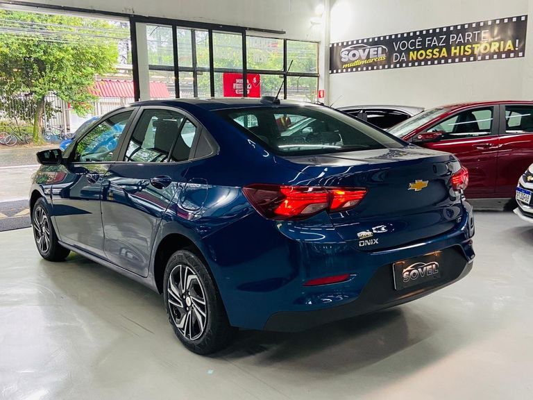Chevrolet ONIX SEDAN Plus LT 1.0 12V Flex 4p Mec.