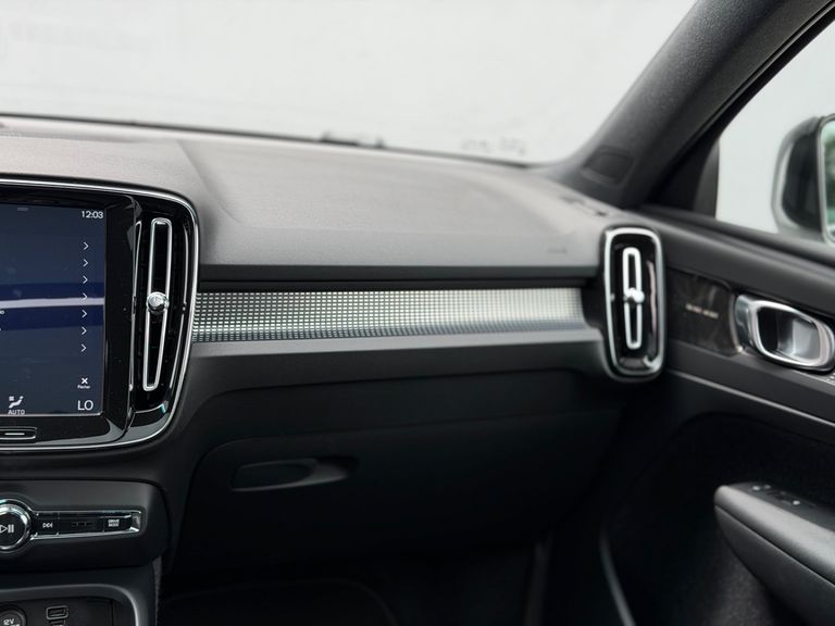 Volvo XC 40 T-5 R-DESIGN 2.0 252cv AWD