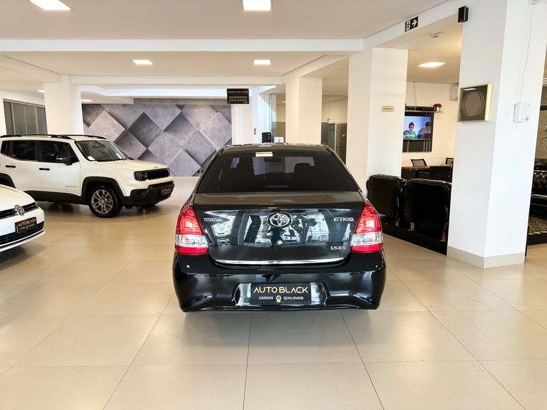 Toyota ETIOS XS Sedan 1.5 Flex 16V 4p Aut.