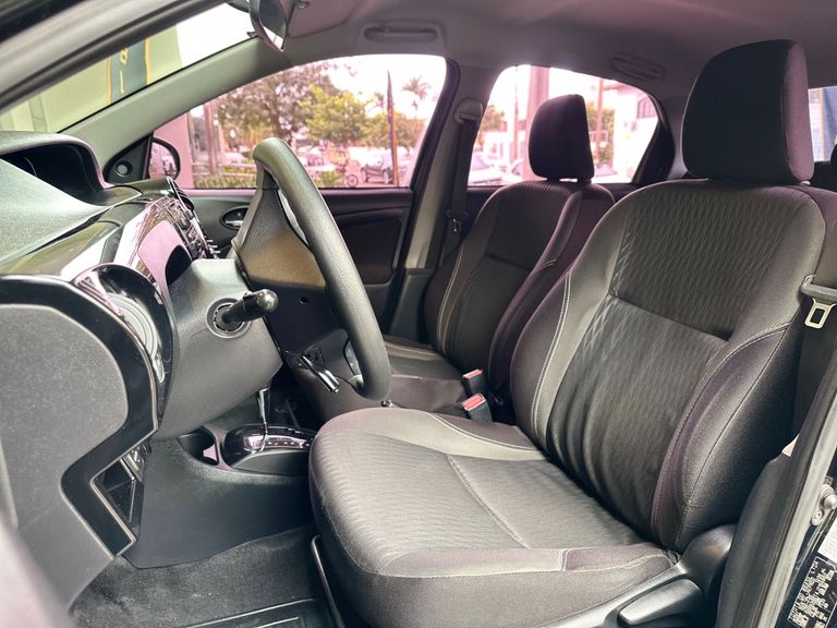 Toyota ETIOS XS Sedan 1.5 Flex 16V 4p Aut.