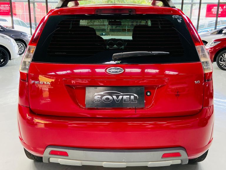 Ford Fiesta TRAIL 1.6 8V Flex 5p