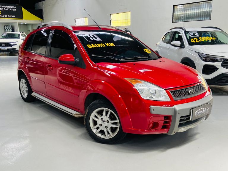 Ford Fiesta TRAIL 1.6 8V Flex 5p