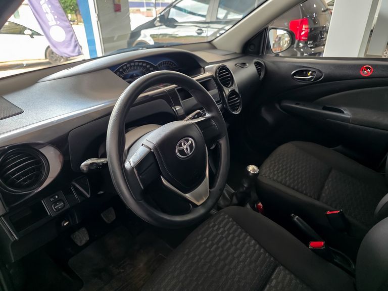 Toyota ETIOS X 1.3 Flex 16V 5p Mec.