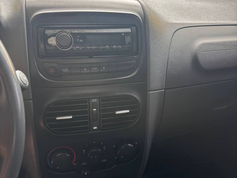 Fiat Strada Working HARD 1.4 Fire Flex 8V CS