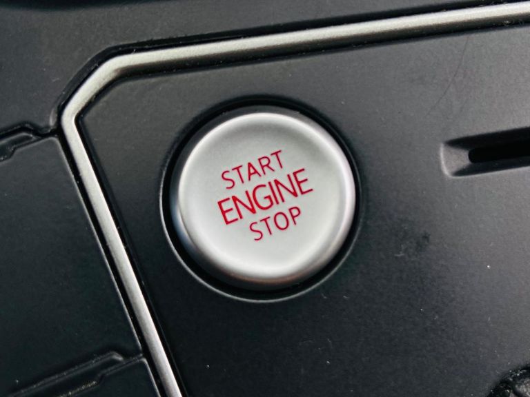 VolksWagen Nivus Highline 1.0 200 TSI Flex Aut.