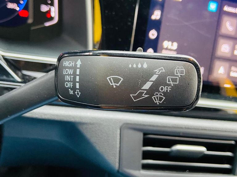 VolksWagen Nivus Highline 1.0 200 TSI Flex Aut.