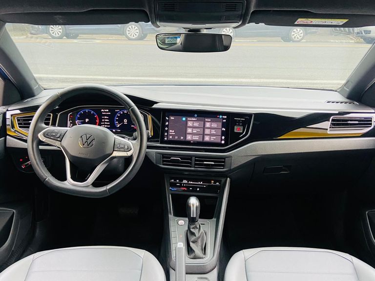 VolksWagen Nivus Highline 1.0 200 TSI Flex Aut.