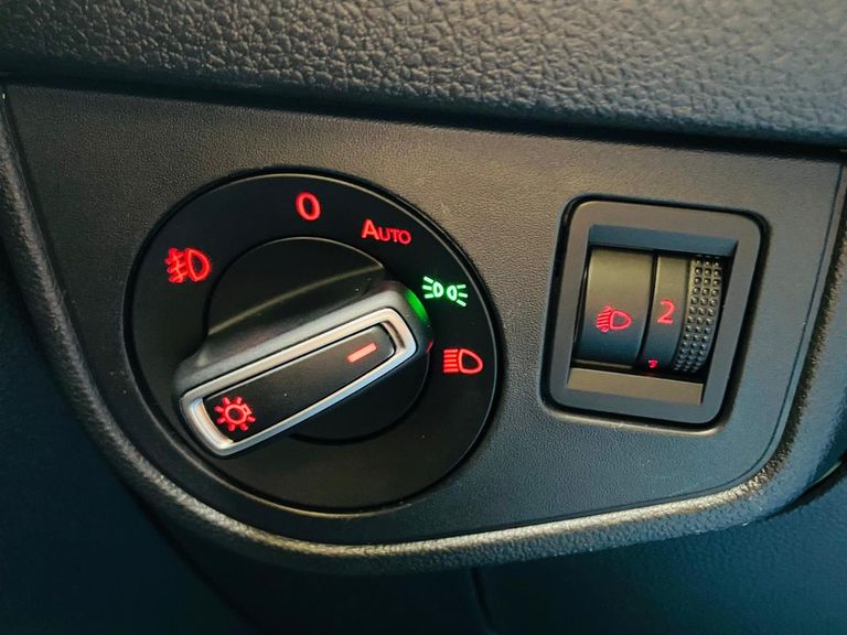 VolksWagen Nivus Highline 1.0 200 TSI Flex Aut.