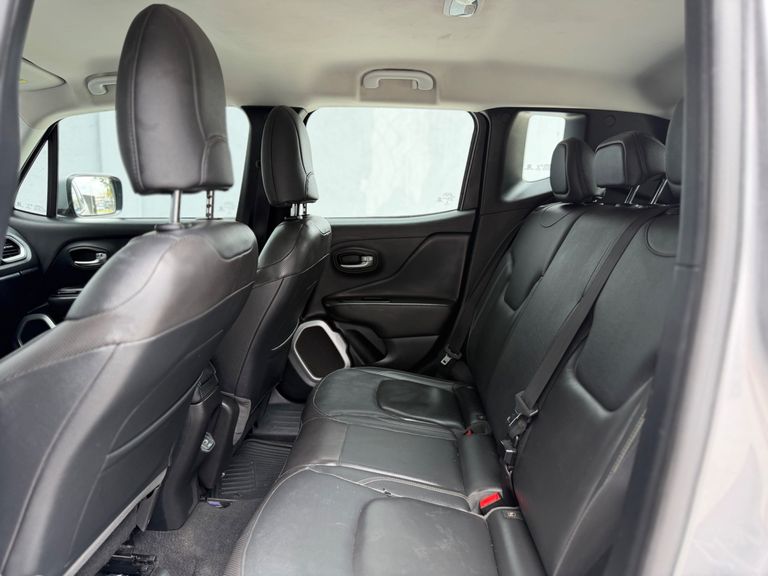 Jeep Renegade Longitude 1.8 4x2 Flex 16V Aut.