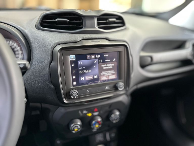 Jeep Renegade Sport T270 1.3 TB 4x2 Flex Aut.