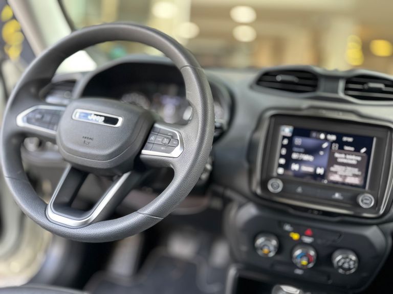 Jeep Renegade Sport T270 1.3 TB 4x2 Flex Aut.