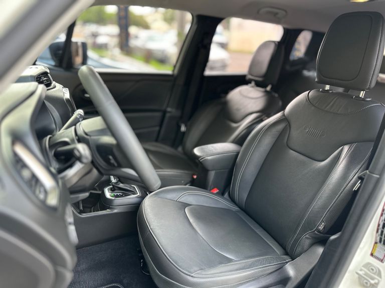 Jeep Renegade Sport T270 1.3 TB 4x2 Flex Aut.