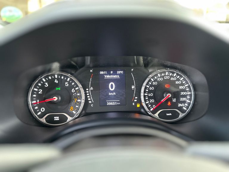 Jeep Renegade Sport T270 1.3 TB 4x2 Flex Aut.