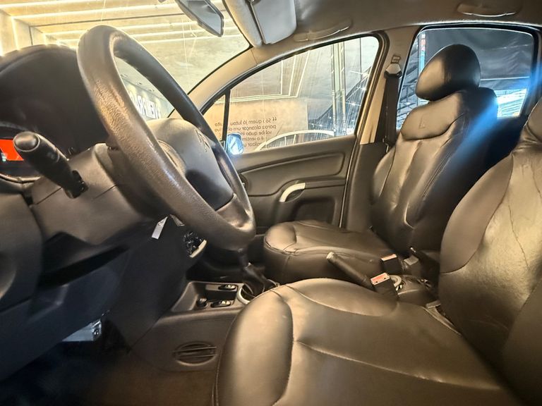 Citroën C3 GLX 1.4/ GLX Sonora 1.4 Flex 8V 5p