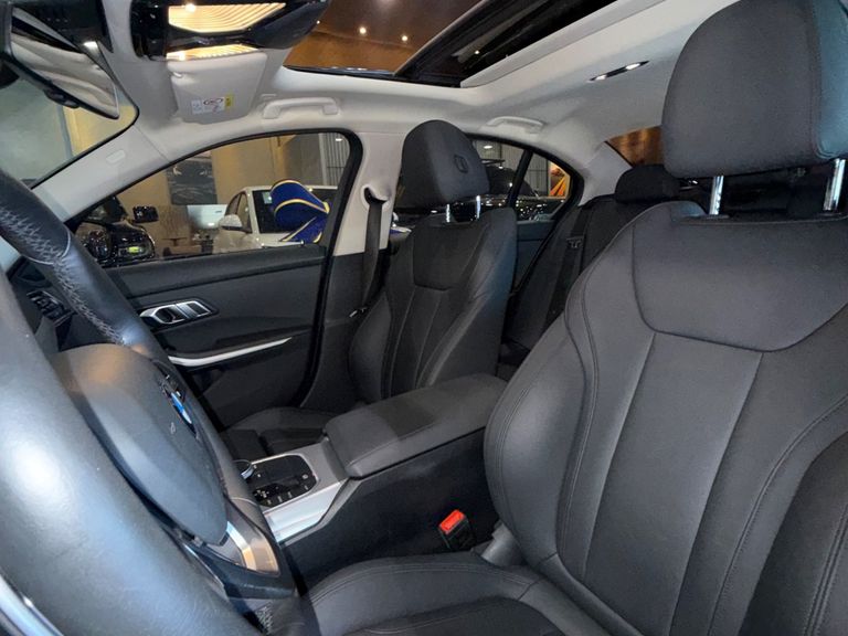 BMW 320iA Modern/Sport TB 2.0/A.Flex/GP 4p