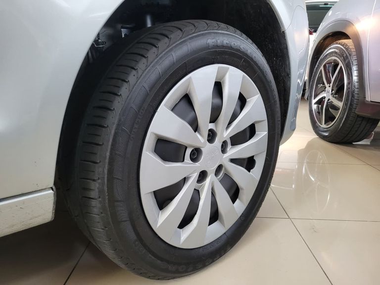 VolksWagen Polo I MOTION 1.6 Total Flex  5p