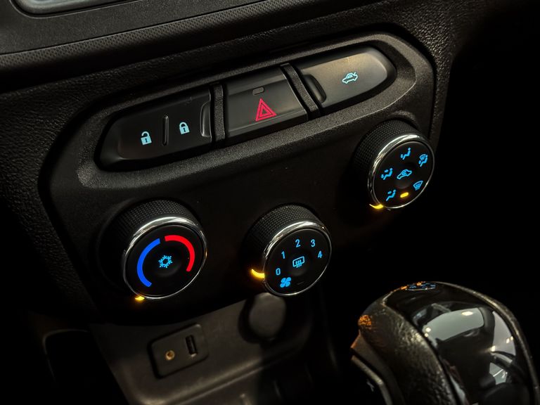 Chevrolet ONIX HATCH LTZ 1.4 8V FlexPower 5p Aut.