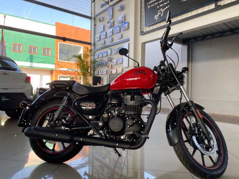 Royal Enfield Meteor 350 Fireball 