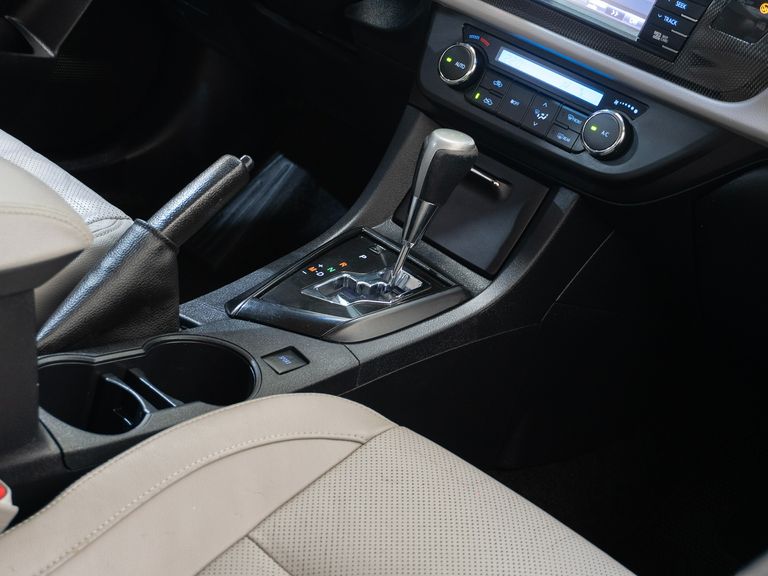 Toyota Corolla XEi 2.0 Flex 16V Aut.