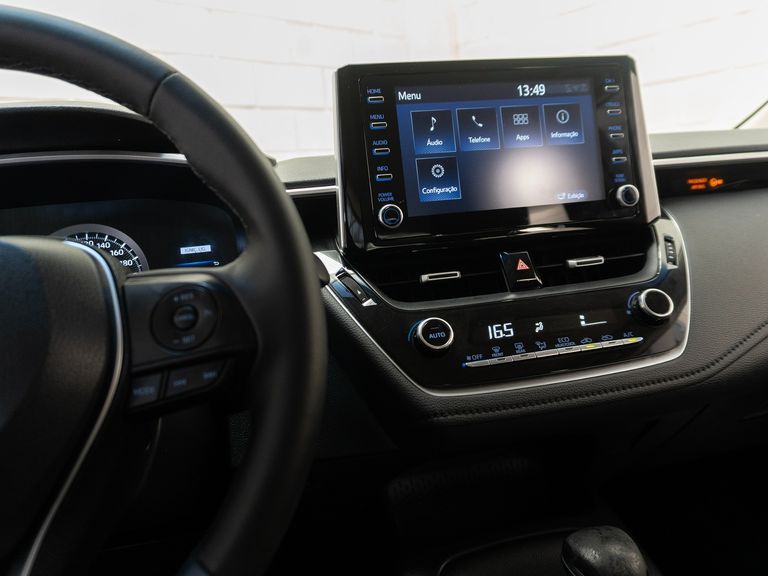 Toyota Corolla XEi 2.0 Flex 16V Aut.