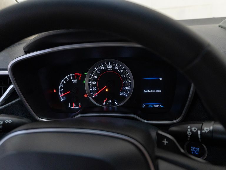 Toyota Corolla XEi 2.0 Flex 16V Aut.