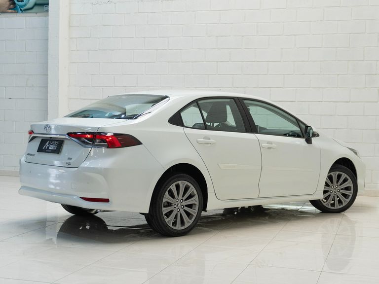 Toyota Corolla XEi 2.0 Flex 16V Aut.