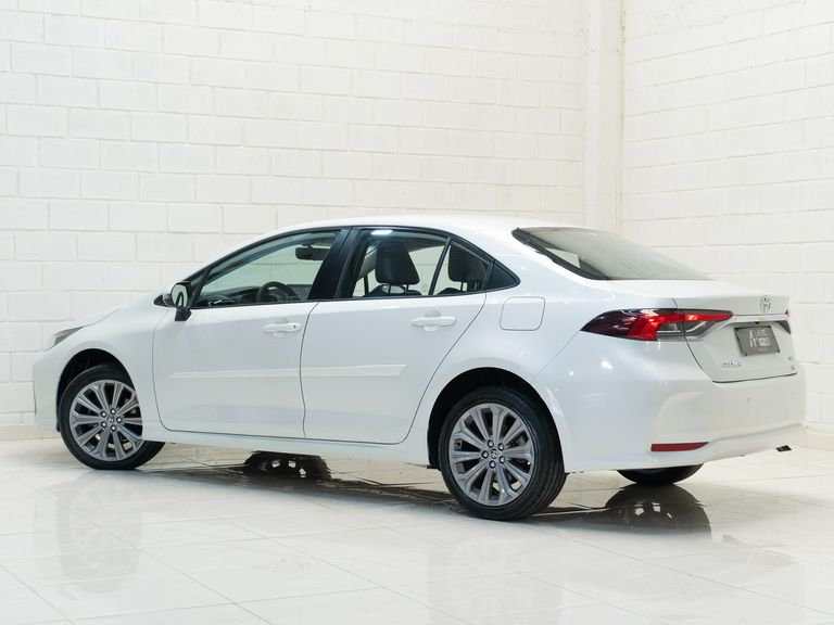 Toyota Corolla XEi 2.0 Flex 16V Aut.