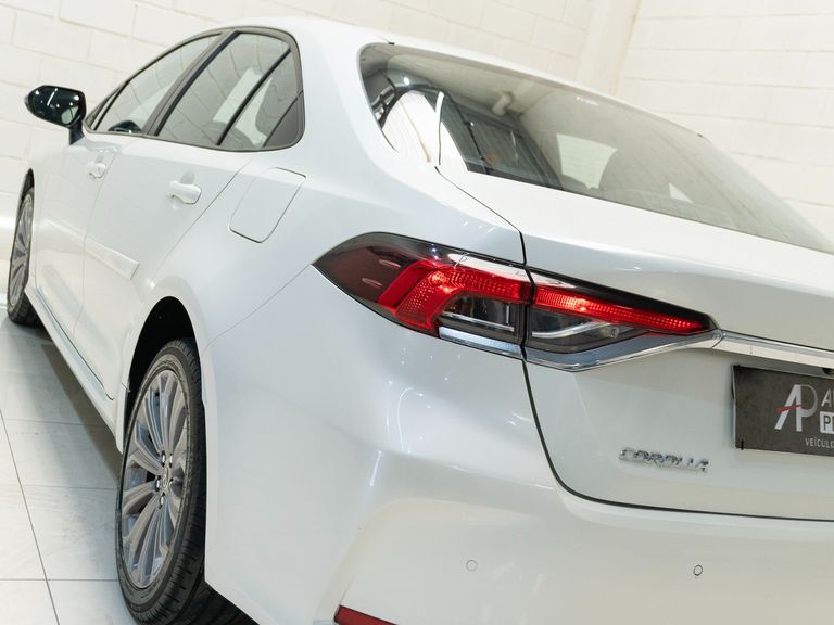 Toyota Corolla XEi 2.0 Flex 16V Aut.