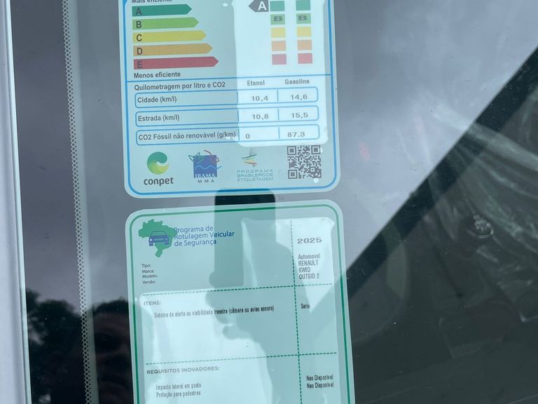 Renault KWID OUTSIDER 1.0 Flex 12V 5p Mec.