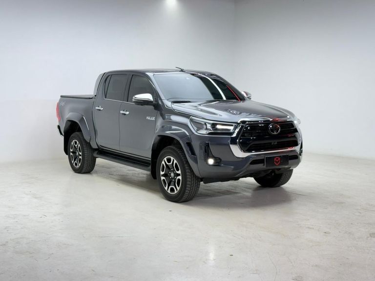 Toyota Hilux CD SRX 4x4 2.8 TDI 16V Diesel Aut.