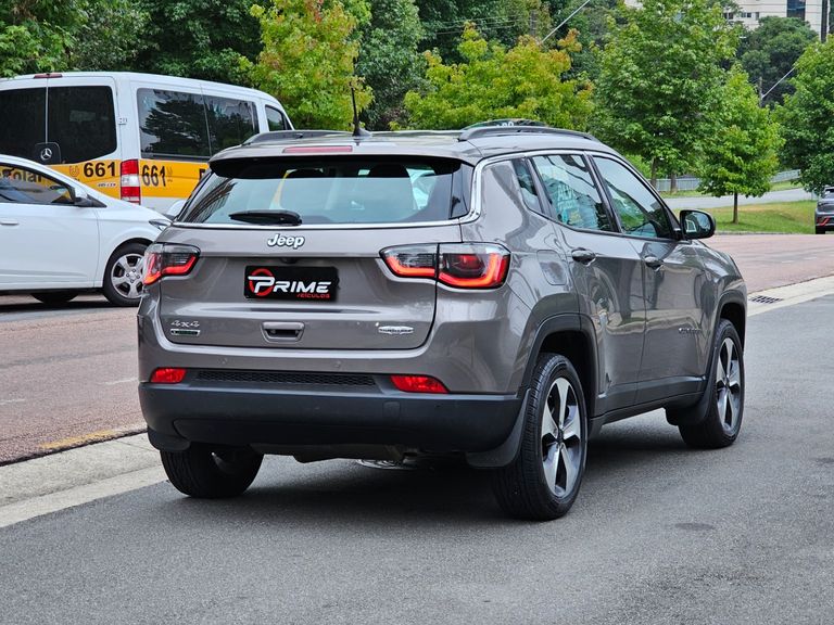 Jeep COMPASS LONGITUDE 2.0 4x4 Dies. 16V Aut.