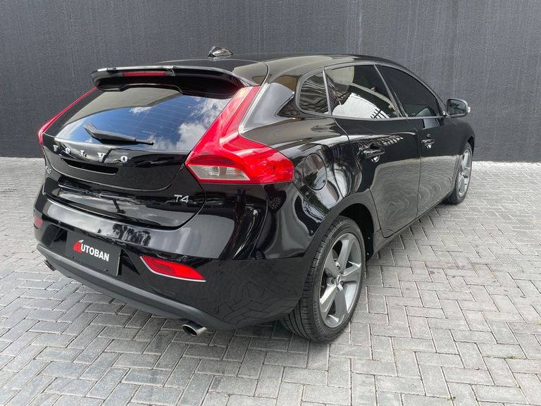 Volvo V40 T-4 KINETIC 2.0 Aut.