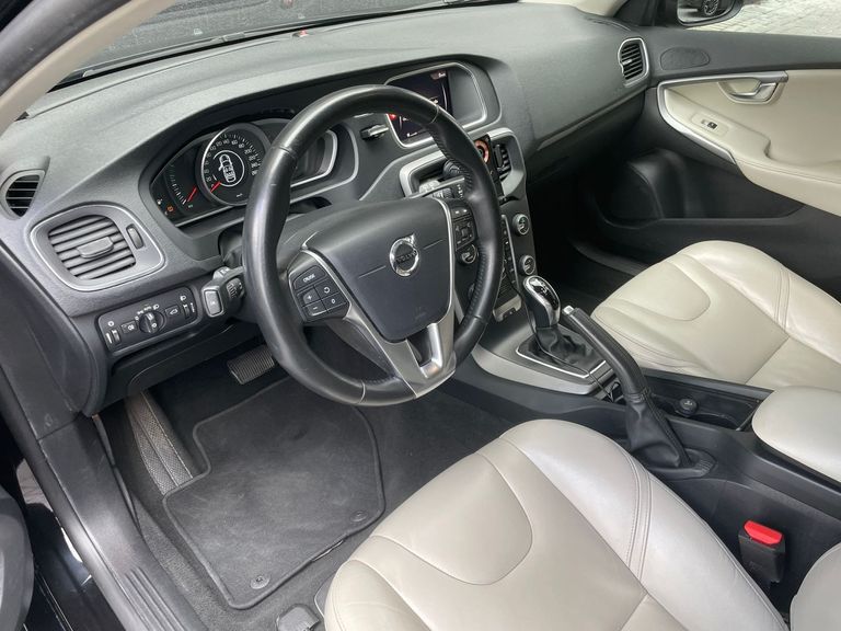 Volvo V40 T-4 KINETIC 2.0 Aut.