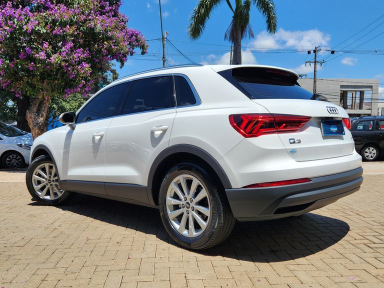 Audi Q3 P. Plus 1.4 TFSI Flex/P.Plus S-tronic