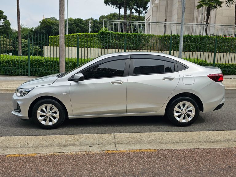 Chevrolet ONIX SEDAN Plus LT 1.0 12V Flex 4p Mec.