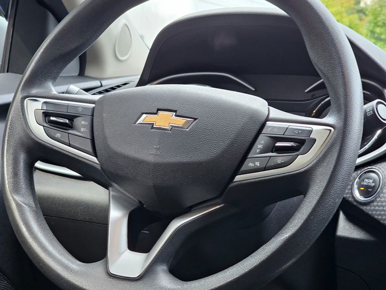 Chevrolet ONIX SEDAN Plus LT 1.0 12V Flex 4p Mec.
