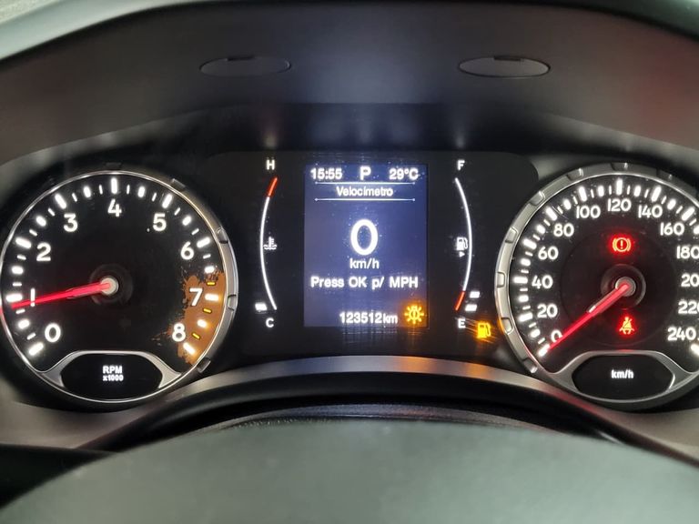 Jeep Renegade 1.8 4x2 Flex 16V Aut.