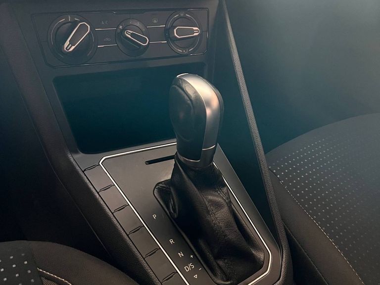 VolksWagen VIRTUS Comfort. 200 TSI 1.0 Flex 12V Aut