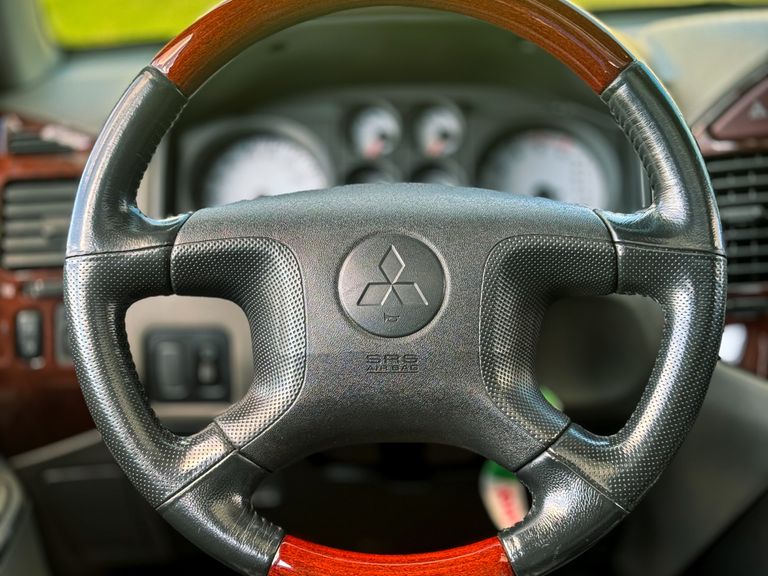 Mitsubishi Pajero HPE Full 3.2 4x4 T.I.Dies. 5p Aut