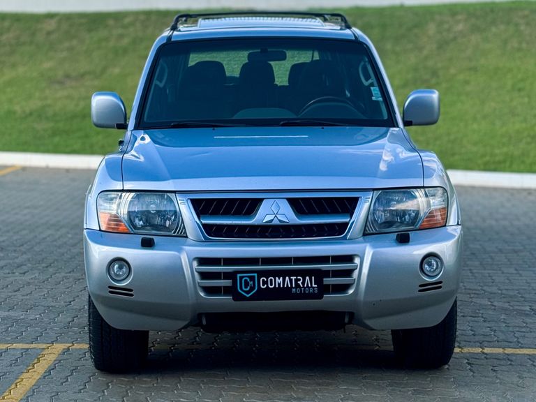 Mitsubishi Pajero HPE Full 3.2 4x4 T.I.Dies. 5p Aut