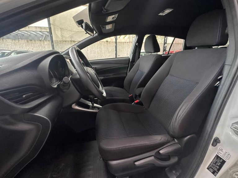 Toyota YARIS XL Live 1.3 Flex 16V 5p Aut.