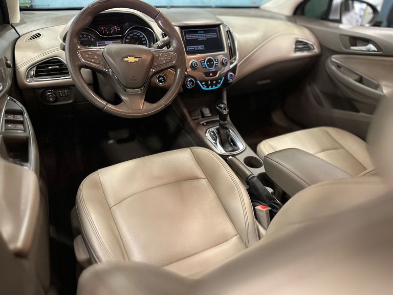 Chevrolet CRUZE Sport LTZ 1.4 16V TB Flex 5p Aut.