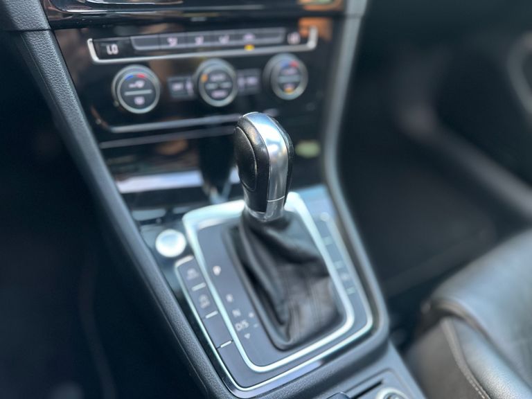 VolksWagen Golf Highline 1.4 TSI Total Flex Aut.