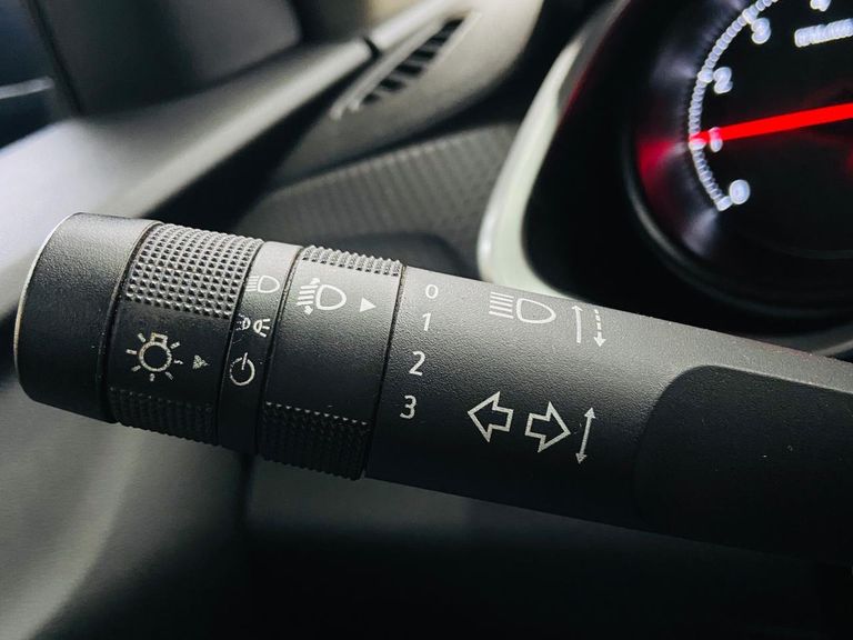 Chevrolet ONIX HATCH LT 1.0 12V TB Flex 5p Mec.