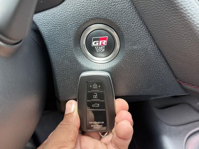 Toyota Corolla GR-Sport 2.0 Flex 16V Aut.