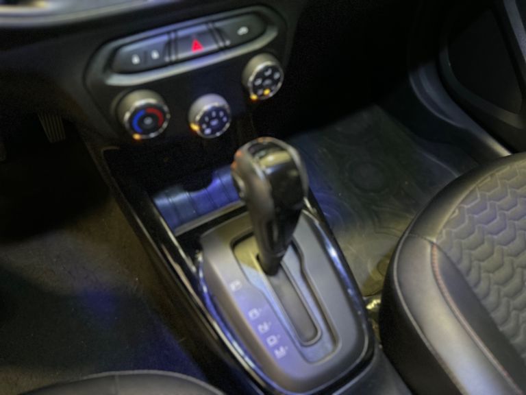 Chevrolet ONIX HATCH LTZ 1.4 8V FlexPower 5p Aut.