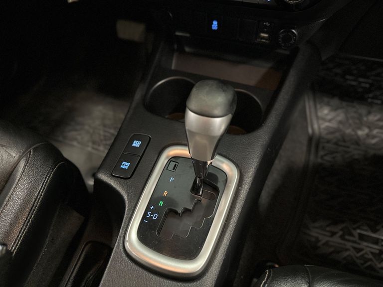 Toyota Hilux CD SRV 4x2 2.7 Flex 16V Aut.