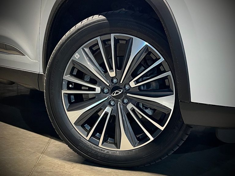 Caoa Chery Tiggo 8 PRO 1.5 Turbo (Híbrido) 