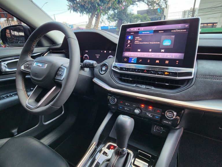 Jeep Commander Limited T270 1.3 TB Flex Aut.