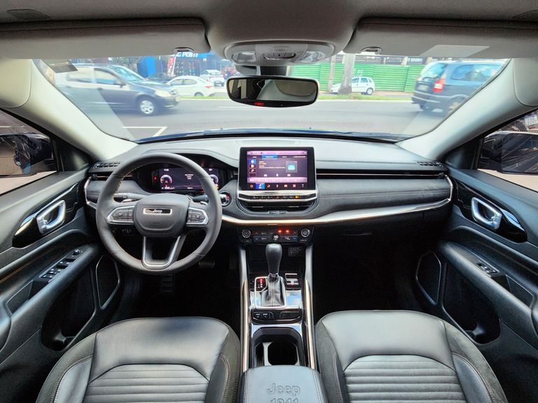 Jeep Commander Limited T270 1.3 TB Flex Aut.